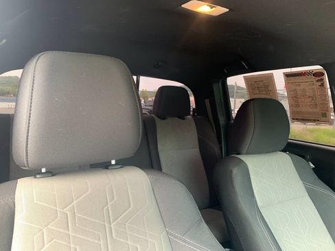 Used 2023 Toyota Tacoma TRD Sport AWD/4WD image 18