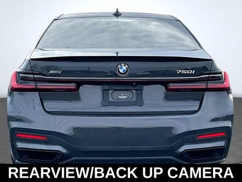 Used 2020 BMW 750i xDrive w/ Executive Package AWD/4WD image 7
