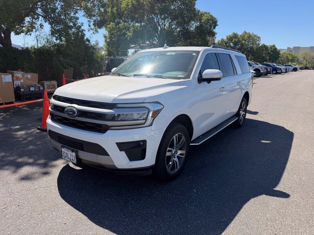 Used 2022 Ford Expedition Max XLT RWD image 1