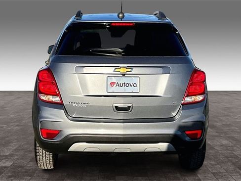Used 2019 Chevrolet Trax LT w/ LT Convenience Package image 5