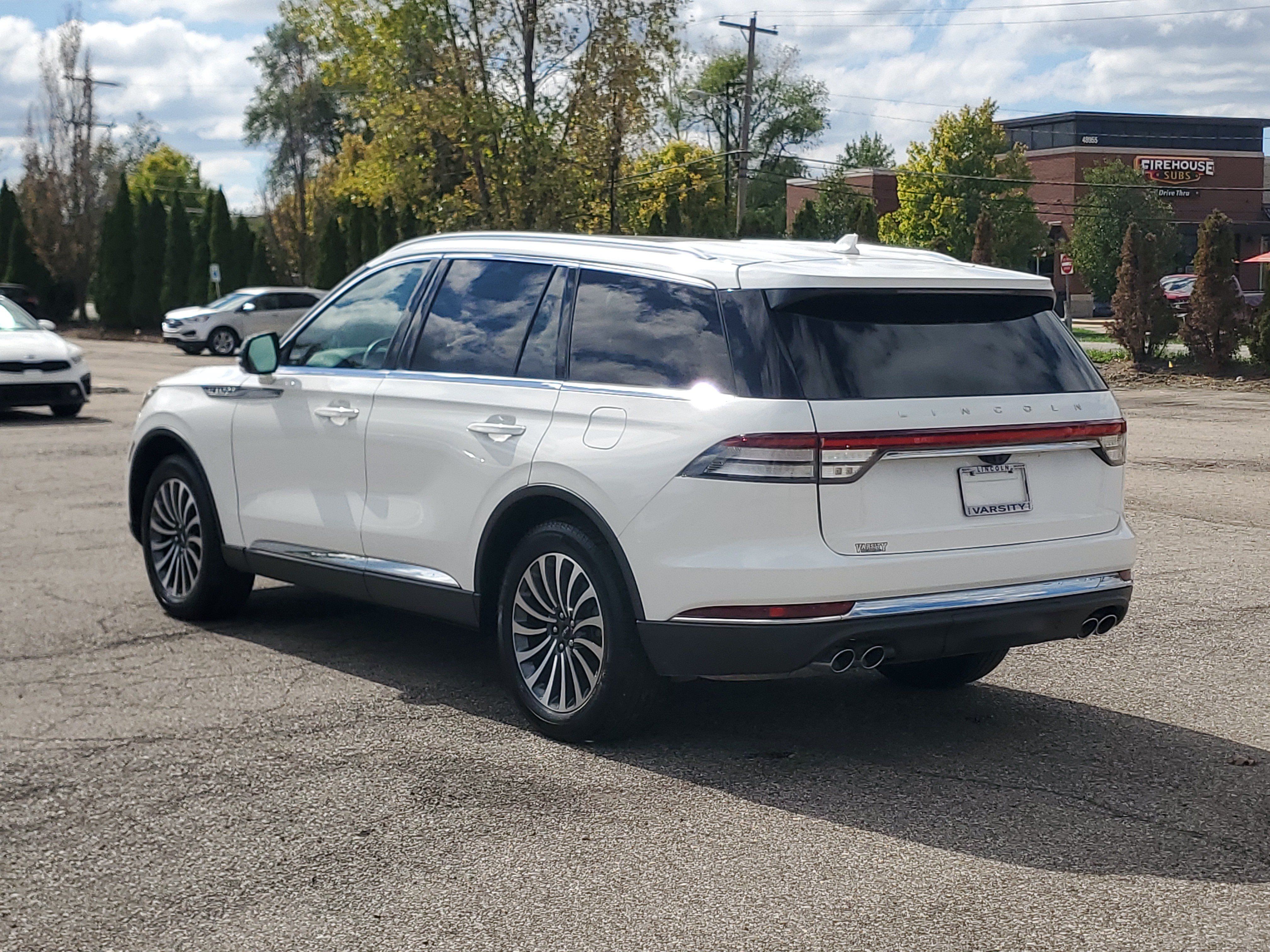 Used 2024 Lincoln Aviator Reserve w/ Elements Package Plus AWD/4WD image 4