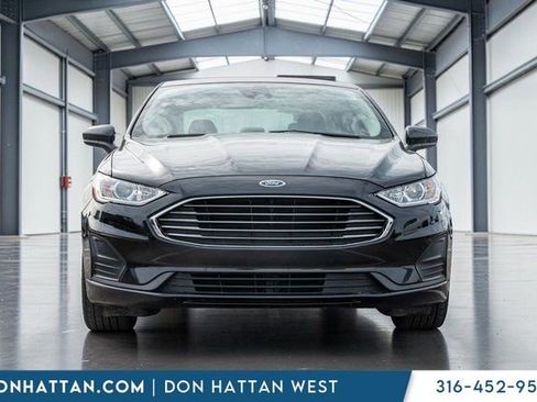 Used 2020 Ford Fusion SE w/ Fleet SE Value Package image 35
