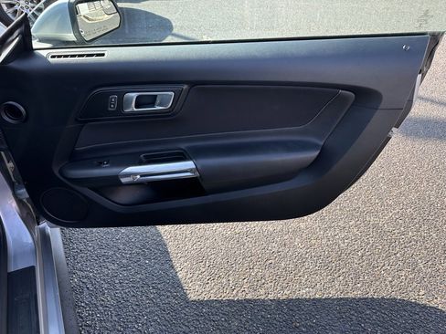 Used 2020 Ford Mustang Coupe image 17