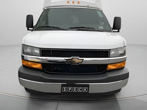 New 2025 Chevrolet Express 3500 w/ Power Convenience Package RWD image 4
