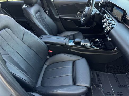 Used 2019 Mercedes-Benz A 220 image 21