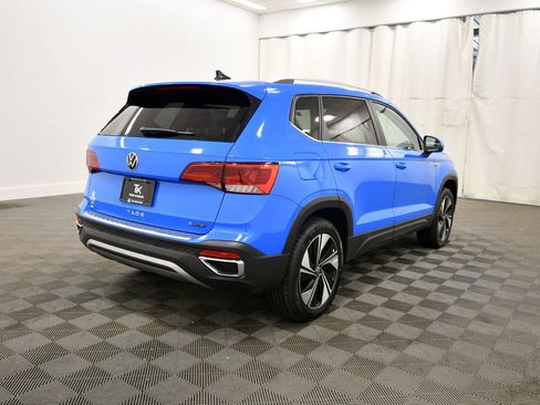 Used 2023 Volkswagen Taos SE AWD/4WD image 8