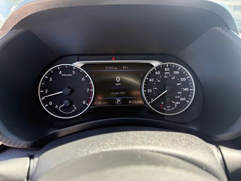 Used 2025 Nissan Sentra SV FWD image 14