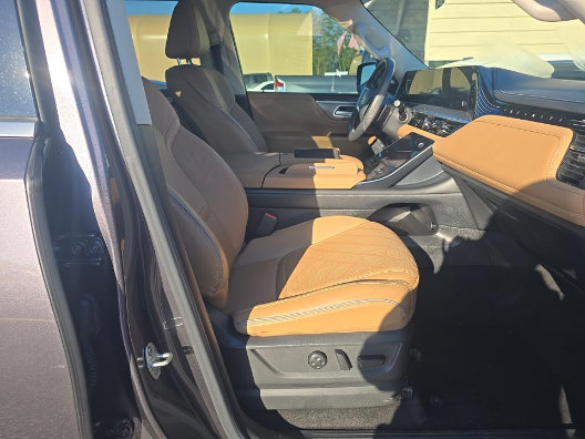 Used 2025 INFINITI QX80 Luxe AWD/4WD image 7