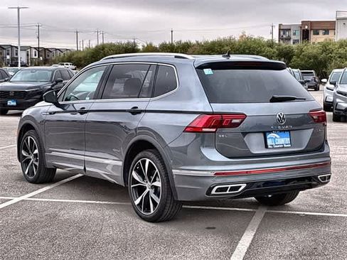 Used 2024 Volkswagen Tiguan SEL R-Line image 4