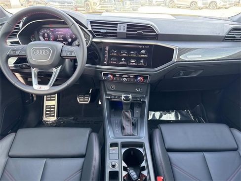 Certified 2025 Audi Q3 2.0T Premium Plus w/ Premium Plus Package image 13