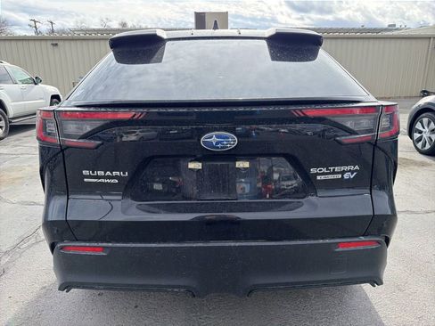Used 2024 Subaru Solterra Limited image 5