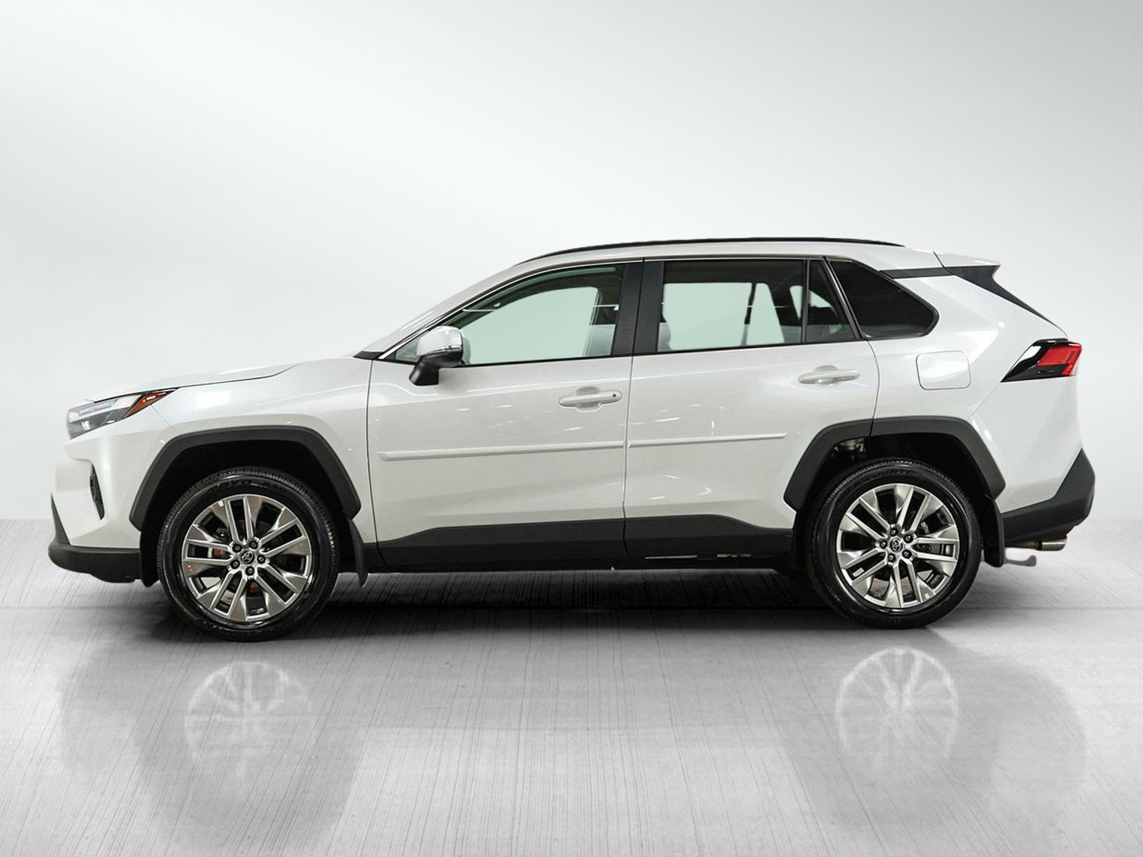 Used 2024 Toyota RAV4 XLE Premium w/ Weather Package AWD/4WD image 2
