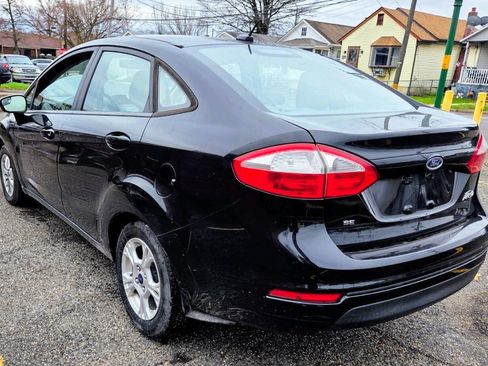 Used 2015 Ford Fiesta SE FWD image 7