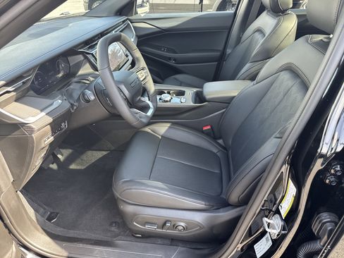 New 2026 Jeep Cherokee Overland image 11