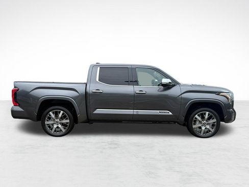 Used 2023 Toyota Tundra Capstone AWD/4WD image 8
