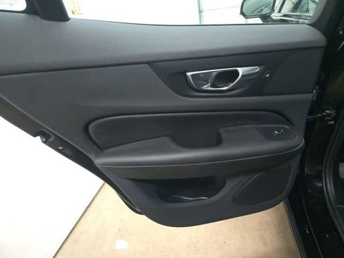 Used 2024 Volvo S60 B5 Core image 14