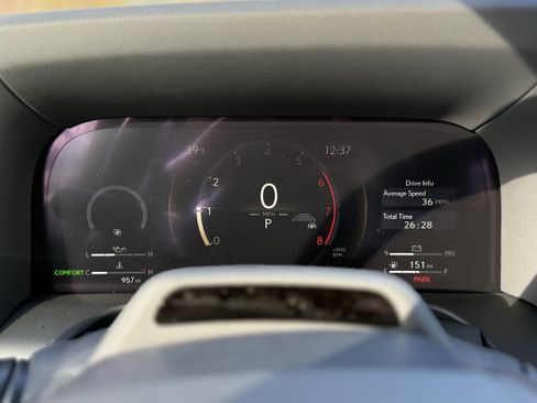 Used 2025 Lexus GX 550 image 19