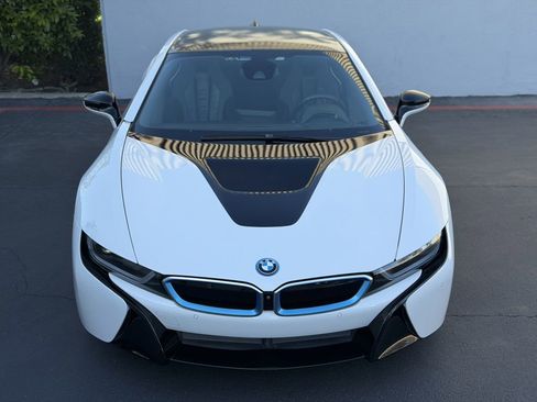 Used 2015 BMW i8 image 10