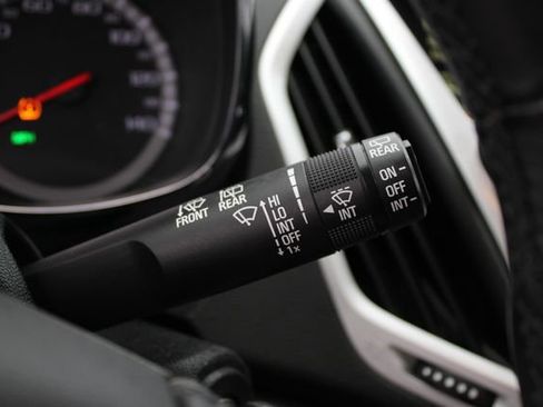 Used 2016 GMC Terrain SLT image 9