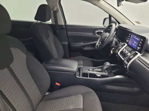 Used 2022 Kia Sorento LX FWD image 21