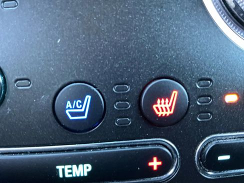 Used 2018 Ford Explorer Limited w/ Equipment Group 301A image 31