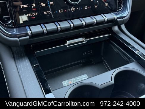 New 2026 GMC Yukon AT4 Ultimate w/ LPO, Floor Liner Package AWD/4WD image 18