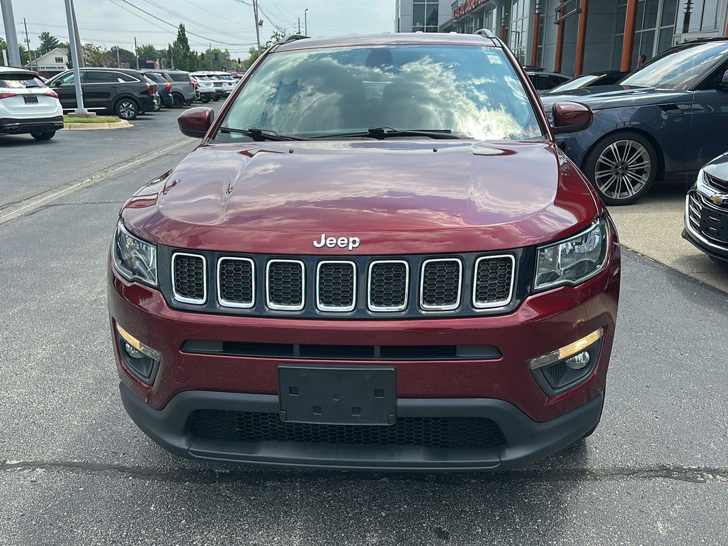 Used 2020 Jeep Compass Latitude w/ Cold Weather Group AWD/4WD image 7