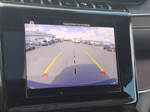 Used 2023 Jeep Grand Cherokee Altitude AWD/4WD image 16
