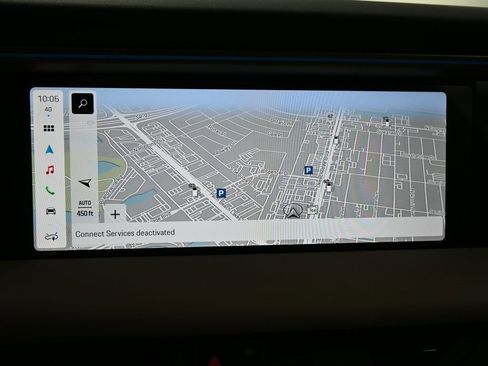 Certified 2025 Porsche Macan 4 Electric image 10