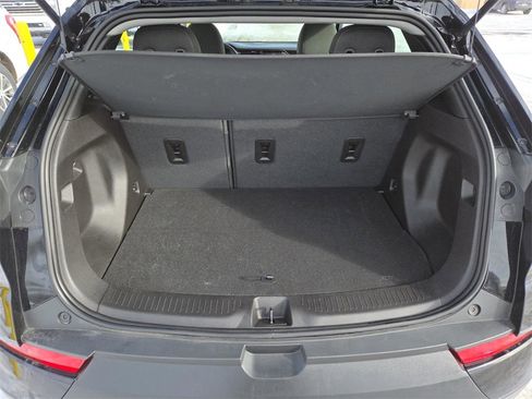 Used 2023 Chevrolet Bolt EUV LT w/ Redline Edition image 19