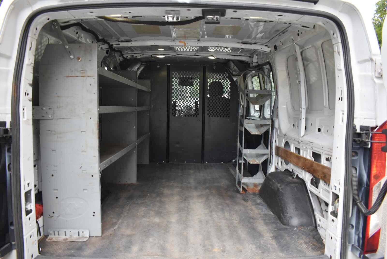 Used 2017 Ford Transit 250 130 Low Roof w/ Exterior Upgrade Package RWD image 13