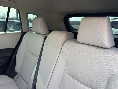 Used 2023 Toyota Corolla Cross L image 29