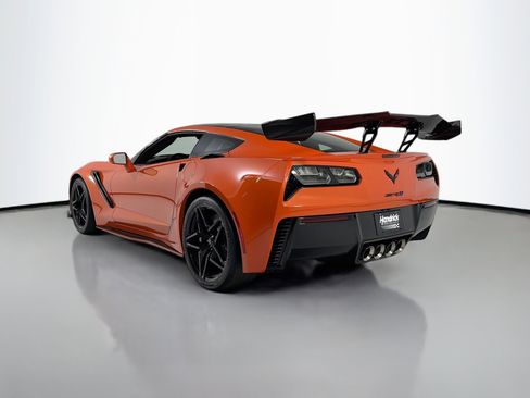 Used 2019 Chevrolet Corvette ZR1 RWD image 5
