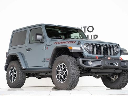 Used 2024 Jeep Wrangler Rubicon image 3