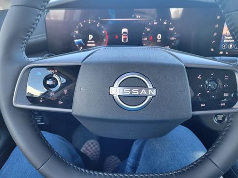 New 2025 Nissan Murano SV image 16