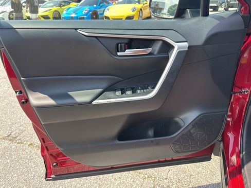 Used 2024 Toyota RAV4 XLE image 23