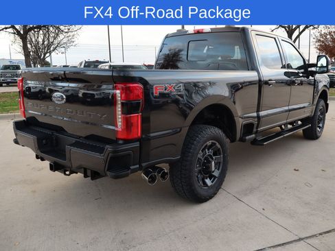 Used 2023 Ford F250 Lariat w/ Sport Appearance Package image 4