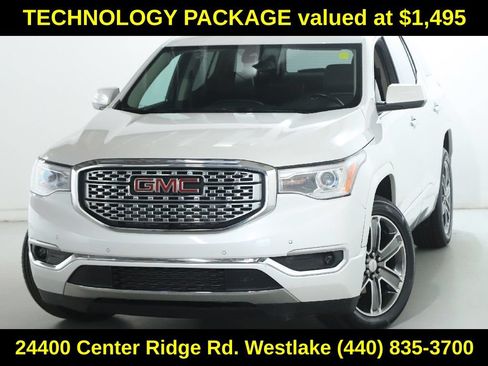 Used 2019 GMC Acadia Denali w/ Technology Package AWD/4WD image 3