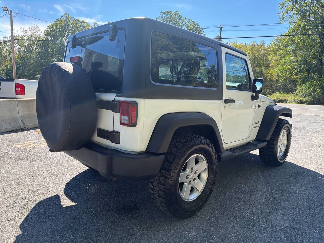 Used 2014 Jeep Wrangler Sport w/ Quick Order Package 23S AWD/4WD image 12