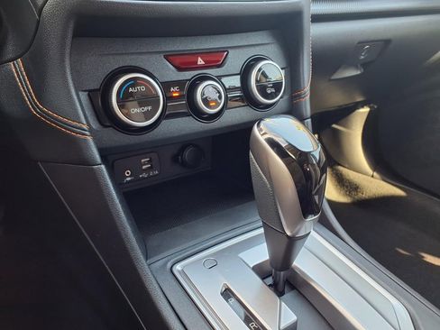 Used 2020 Subaru Crosstrek 2.0i Premium w/ Moonroof Package 2 image 29