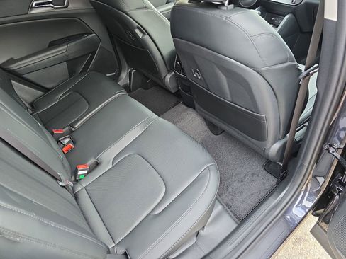 New 2026 Kia Sportage EX image 12