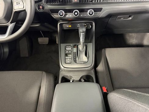 Used 2025 Honda CR-V LX image 16