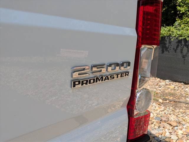 Used 2023 RAM ProMaster 2500 w/ Driver Convenience Group FWD image 16