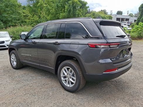 New 2025 Jeep Grand Cherokee Laredo X image 3