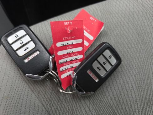 Used 2015 Honda Accord EX image 28