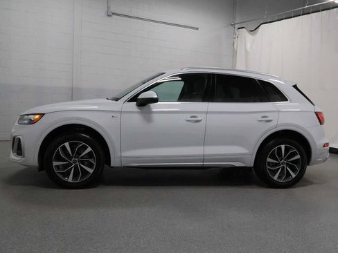 Used 2024 Audi Q5 2.0T Premium w/ Convenience Package AWD/4WD image 2