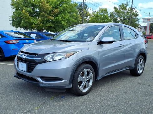 Certified 2017 Honda HR-V LX image 3