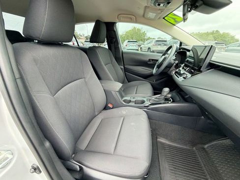 Used 2024 Toyota Corolla LE image 12