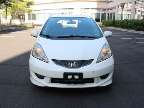 Used 2010 Honda Fit Sport image 3