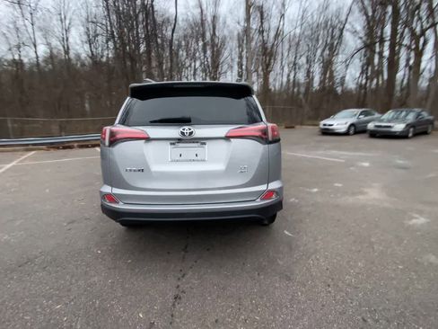 Used 2016 Toyota RAV4 LE image 13
